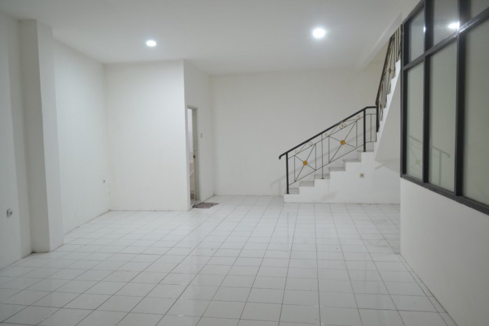Ruko disewakan di Juanda Beji Depok
